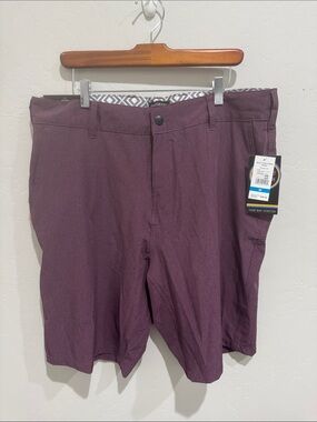 Men's Four-Way Stretch Plum Golf Shorts